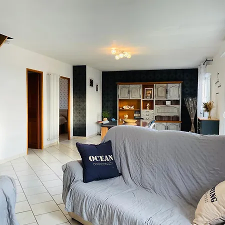 Cotes Et Maison Familiale En Bord De Holiday home *