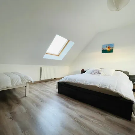 Cotes Et Maison Familiale En Bord De Holiday home *