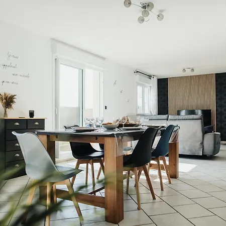 Holiday home Cotes Et Maison Familiale En Bord De