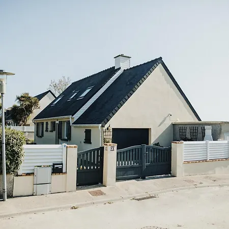 Cotes Et Maison Familiale En Bord De Urville-Nacqueville