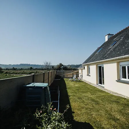 Cotes Et Maison Familiale En Bord De Holiday home