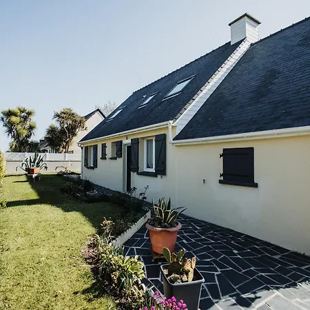 Holiday home Cotes Et Maison Familiale En Bord De *