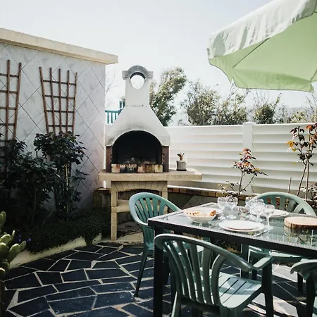 Cotes Et Maison Familiale En Bord De Holiday home Urville-Nacqueville