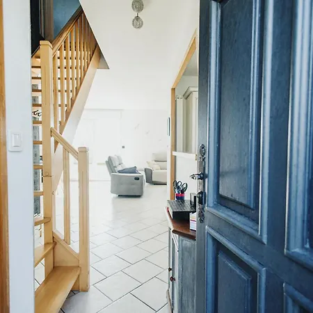 Nyaraló Cotes Et Maison Familiale En Bord De