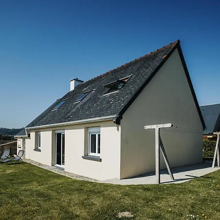Cotes Et Maison Familiale En Bord De Holiday home *