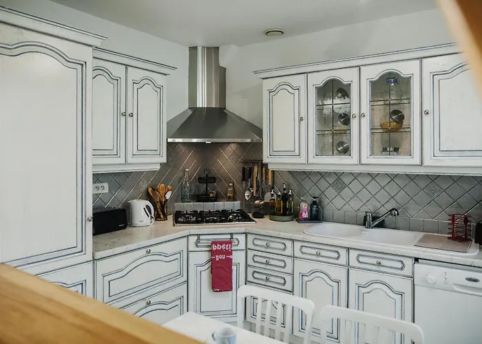 Cotes Et Maison Familiale En Bord De Urville-Nacqueville