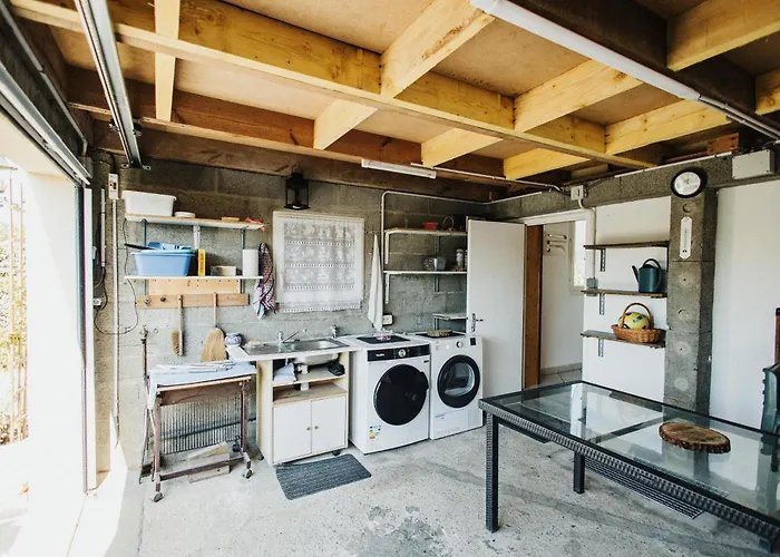 Cotes Et Maison Familiale En Bord De Urville-Nacqueville