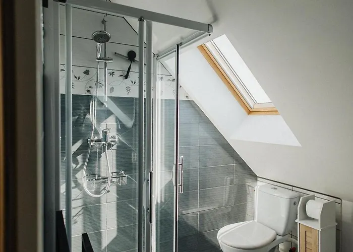 Cotes Et Maison Familiale En Bord De Urville-Nacqueville